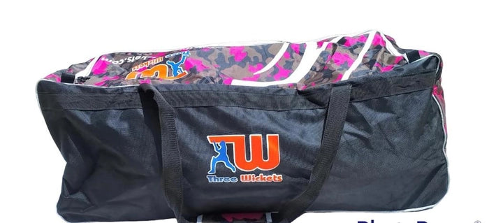 Three Wickets Leopard Polyester Cricket Kit Bag (Green)