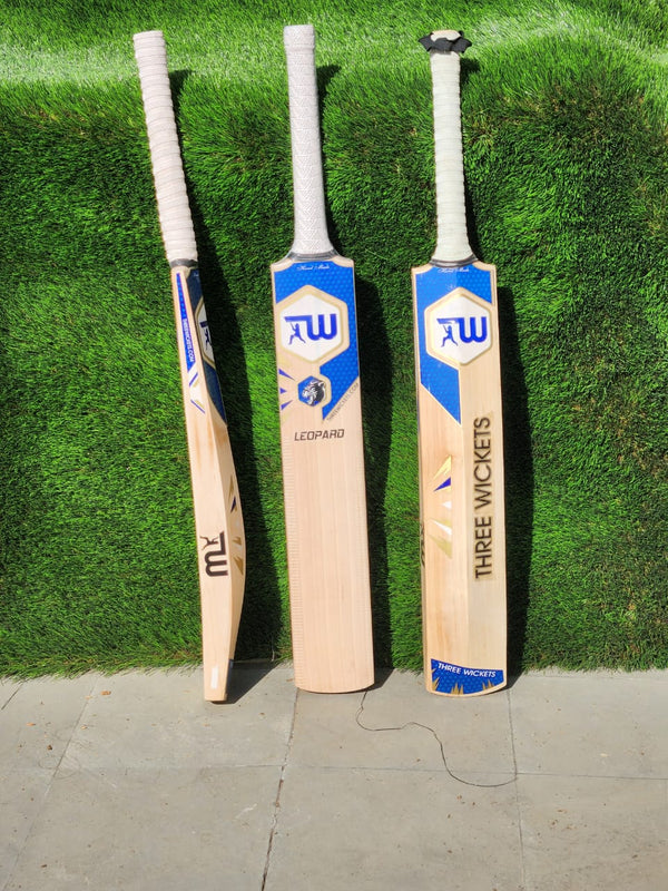 Three Wickets Leopard English Willow Cricket Bat (Short Handle)
