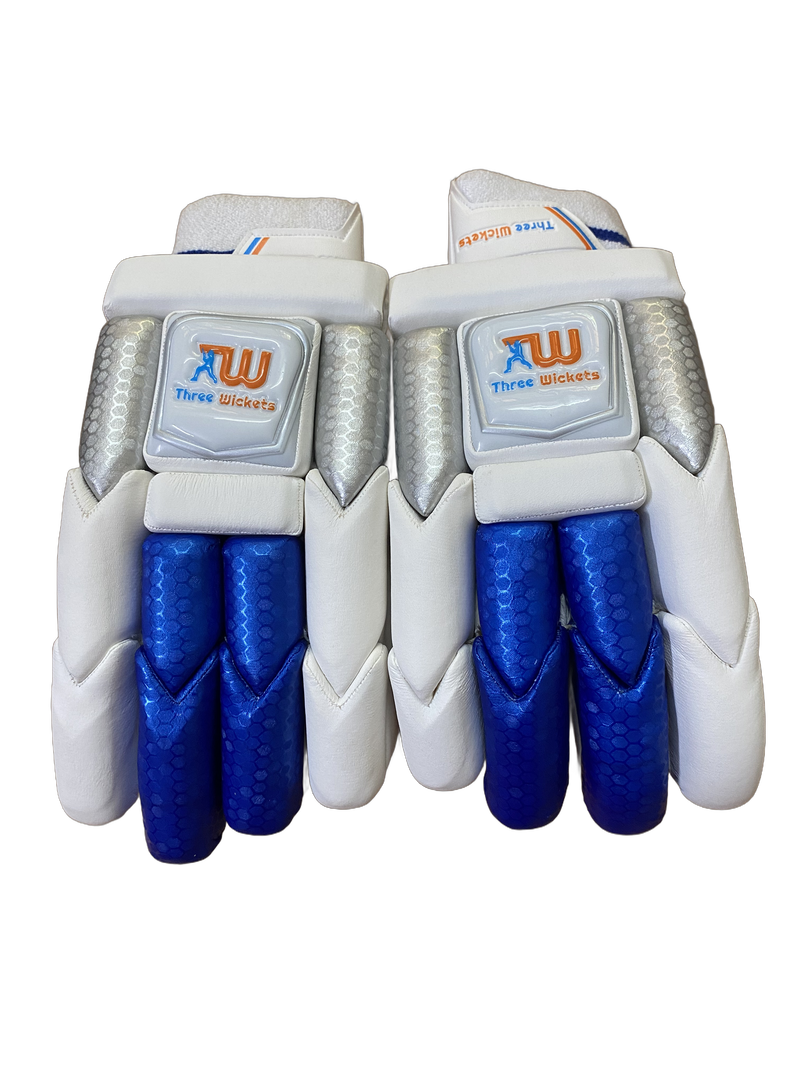 Three Wickets Tiger Batting Gloves