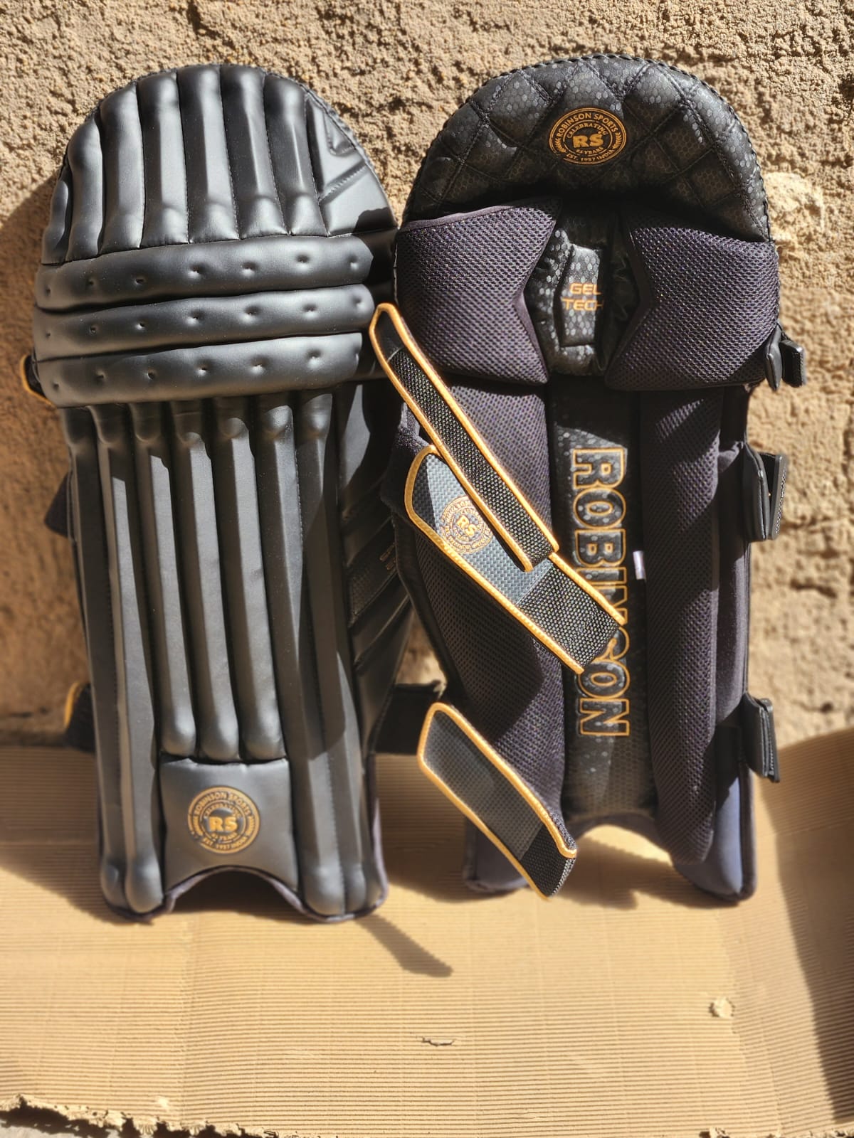 Robinson Sports (RS) special IPL edition black pads (RH)